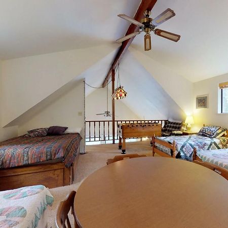 Cozy Chalet Groveland Bagian luar foto