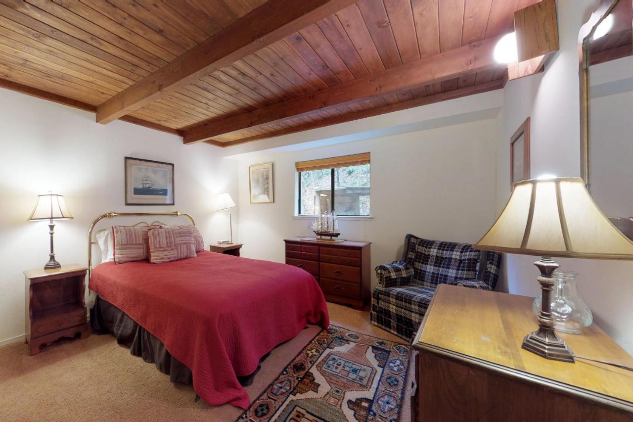 Cozy Chalet Groveland Bagian luar foto
