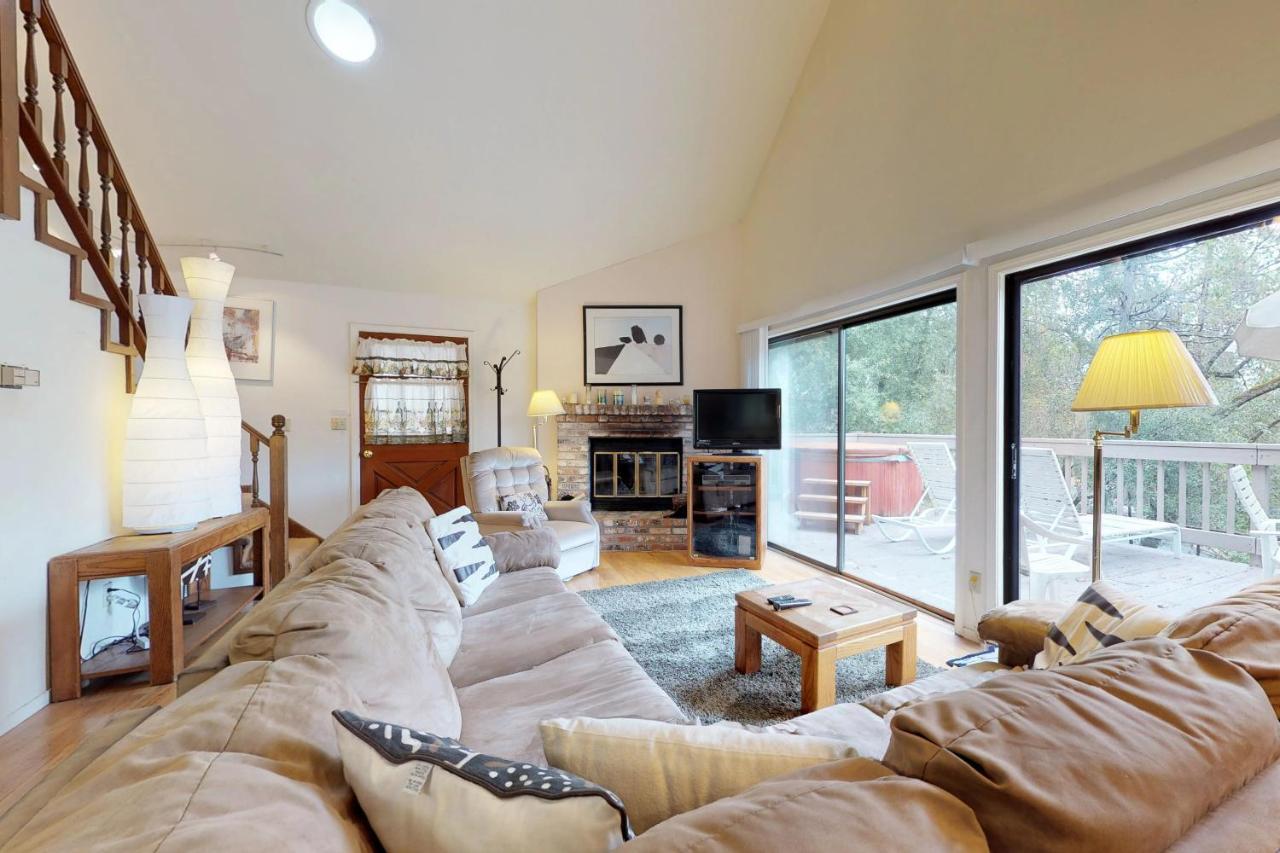 Cozy Chalet Groveland Bagian luar foto
