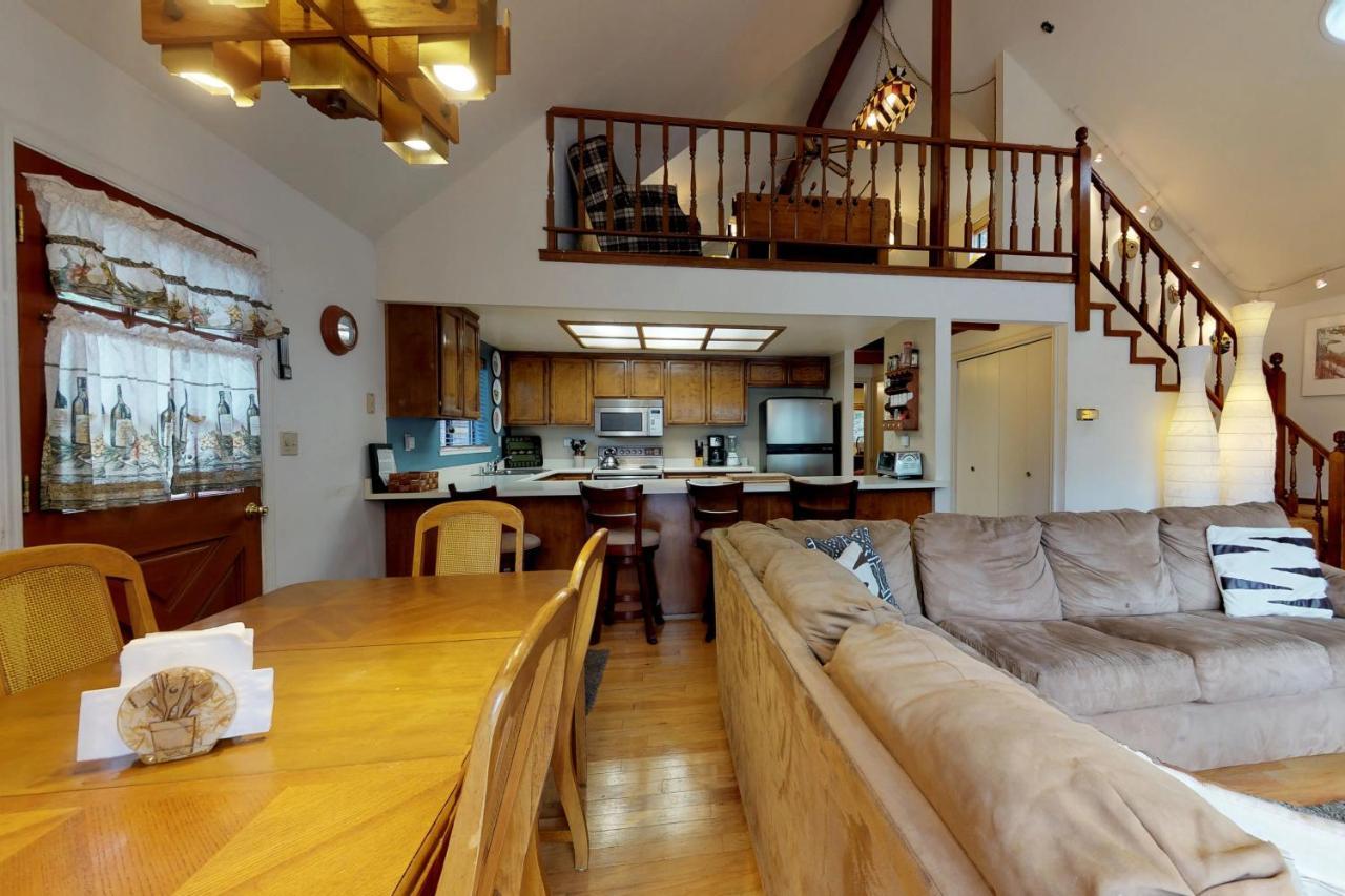 Cozy Chalet Groveland Bagian luar foto