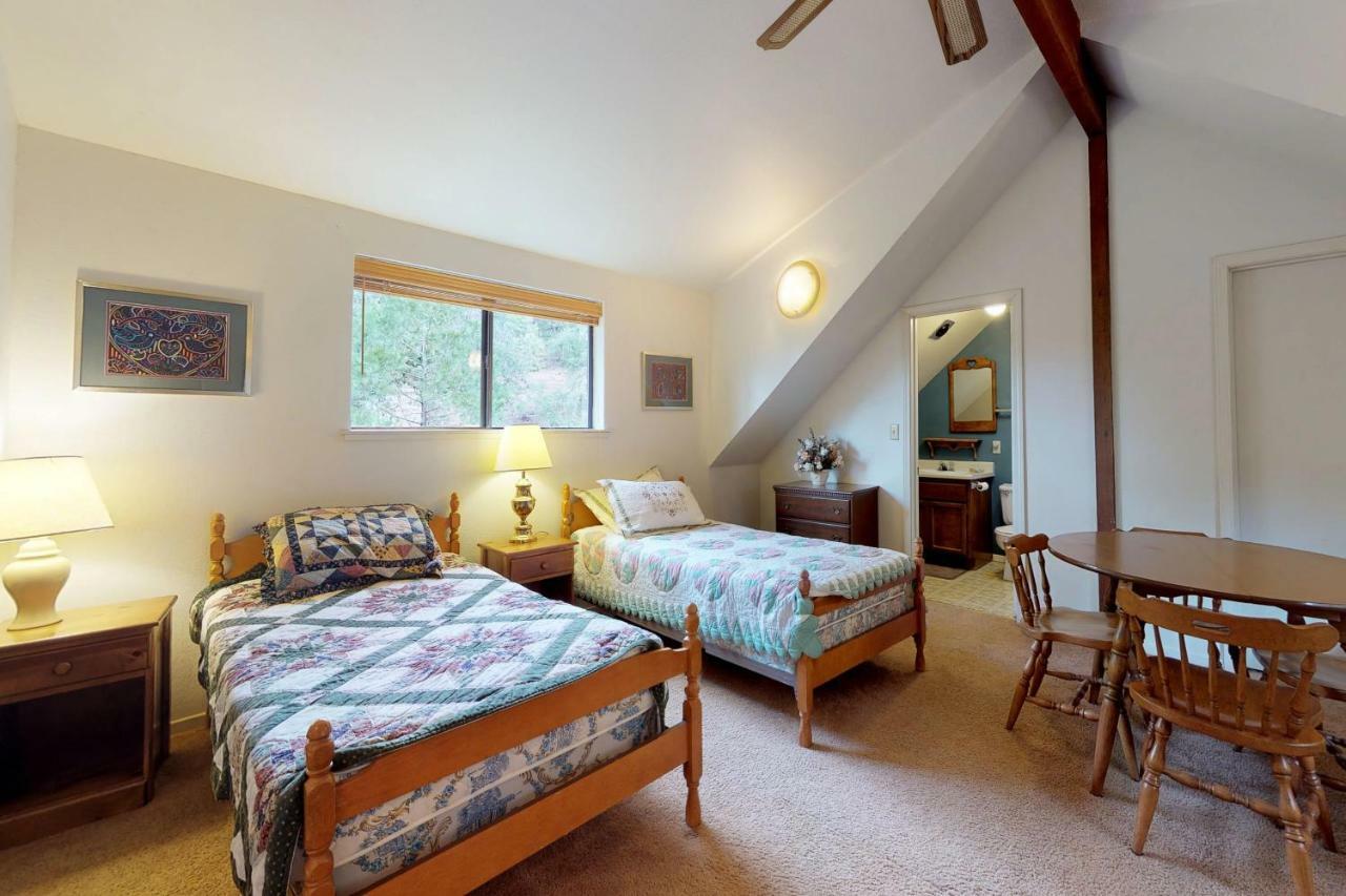 Cozy Chalet Groveland Bagian luar foto